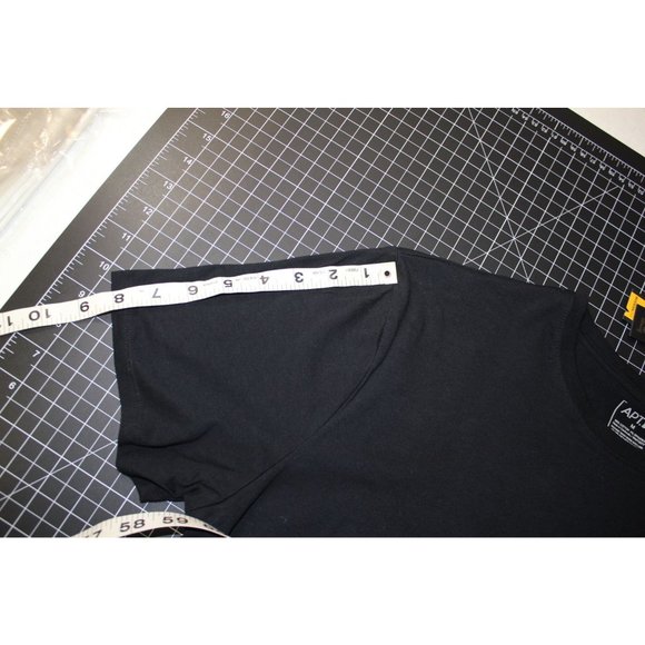 Apt 9 /T- Shirt/ (Size M)/Black /(96% Cotton & 4% Spandex) - Picture 5 of 12